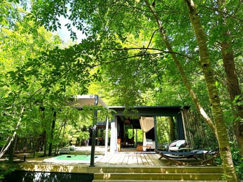 Landiras Cabine | So Wood 33, ÉcoLodge & Spa