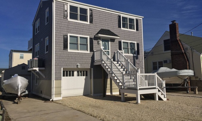 North Beach Haven Maison | Imprégnez-vous de l'île Long Beach de notre retraite relaxante côté baie!