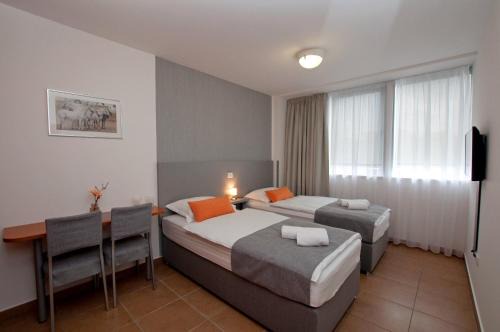 Sezana Hôtel | Sobe Rooms Nataly