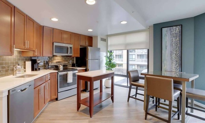 Ballston Appartement | Sojourn | VA Square | 2 BR