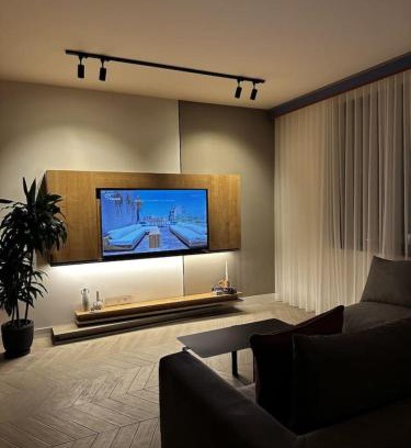 Gemmayzeh Appartement | Sol, 1BR Gemmayze