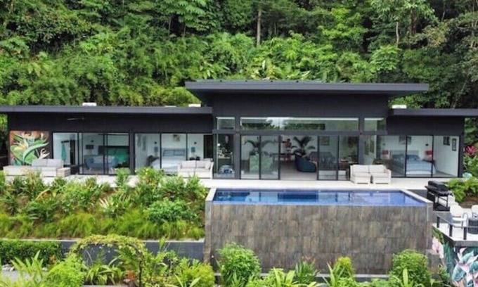 Puntarenas Maison | SOLAR POWERED JUNGLE HOME