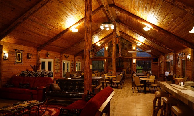 Fairview Cabine | Solar & Wind Powered Lodge sur 160 acres - Grande remise pour 2+ nuits