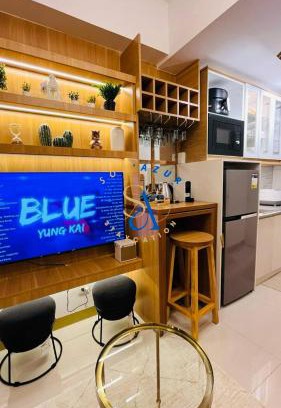 Las Pinas Appartement | SolAzur Staycation SMDC South Residences Las Piñas with 100MBPS Wifi &NETFLIX &BAR STATION &CITY LIGHTS VIEW