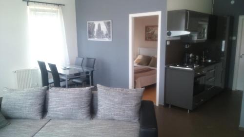 Soroksar-Ujtelep Appartement | Solid Apartmans
