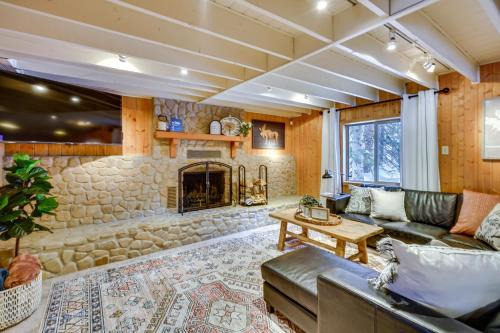Salt Lake Mountain Resorts Maison | Solitude Mountain Cabin Creek-Side View and Hot Tub
