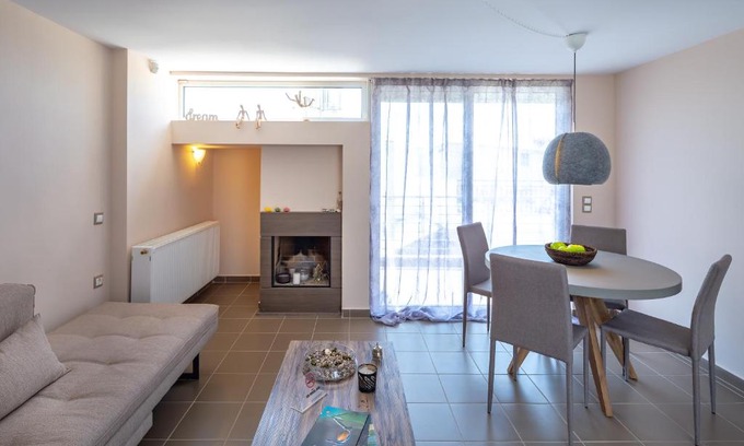 Agios Dimitrios Appartement | Solon - Deluxe City Center Apartment