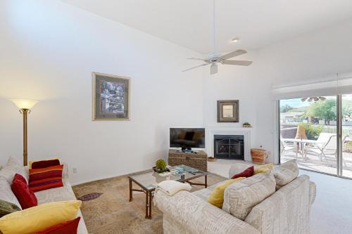 Casas Adobes Maison | Solstice Sanctuary