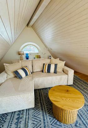 Kuessnacht Appartement | SOLUNA STAY I Seesicht I Luzern I Familienfreundlich I Self-check-in I Sunset I Ski I Free Parking