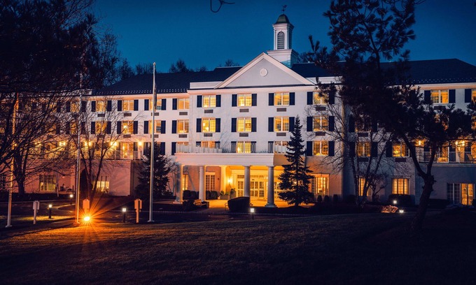 Lyons Hôtel | Somerset Hills Hotel, Tapestry Collection by Hilton