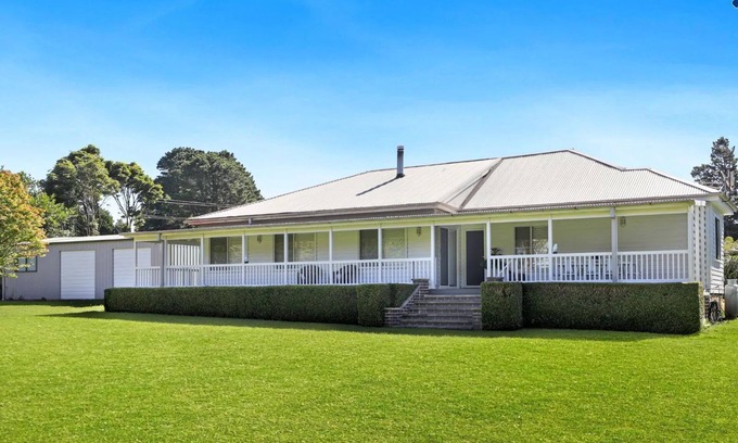 Robertson Maison | Somerset - Stay 3 Pay 2