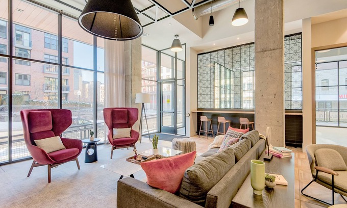 Mill District Appartement | Sonder at Vicinity | One-Bedroom Apartment