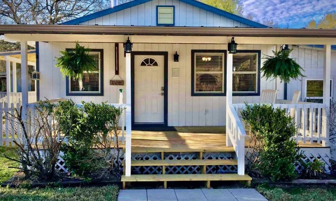 Waco Maison | Songbird Haven Cozy Country Getaway
