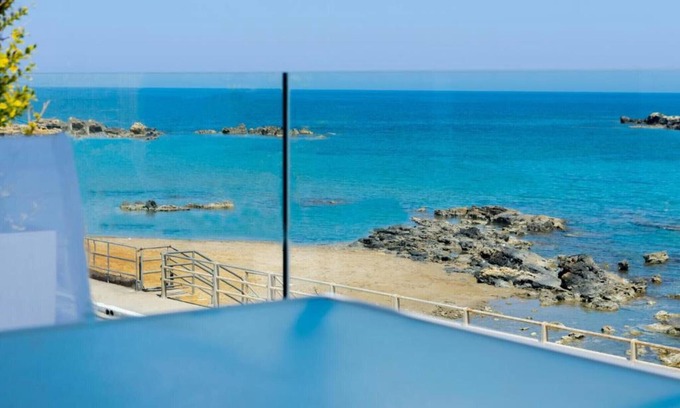 Agii Apostoli Appartement | Modern,Beachfront,Amenities,No car needed 3