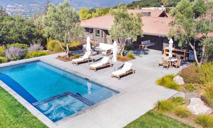 Fetters Hot Springs-Agua Caliente Maison | Sonoma Hilltop Estate with 3 Bedrooms and Pool - Includes Wine Tasting Passport