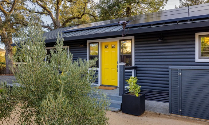 Fetters Hot Springs-Agua Caliente Cabine | Sonoma Wine Country Luxury Log Cabin