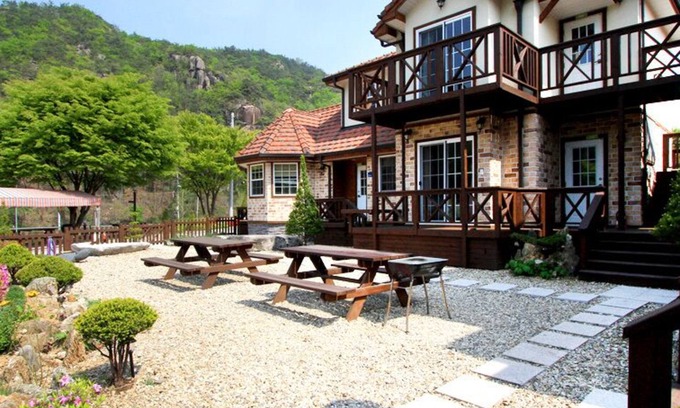 Danyang Maison | Soo Pension