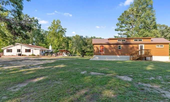 Raleigh Maison | Soothing 3-bedroom house in Raleigh