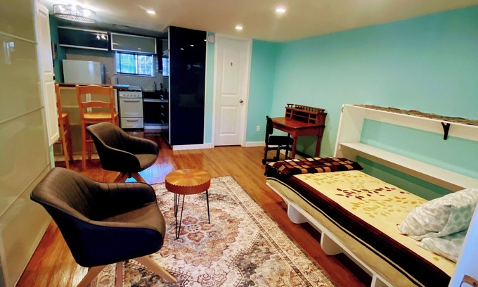 La Presa Appartement | Soothing studio with AC in Spring Valley