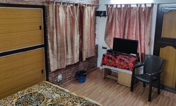 T Nagar Appartement | Sophisticated Apartment for office and home stay