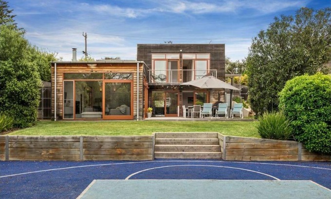 Sorrento Maison | Sorrento Sea Escape - perfect family beach house with linen.