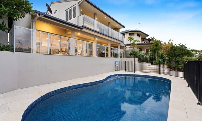 Sorrento Maison | Sorrento Waterfront Retreat,Pool