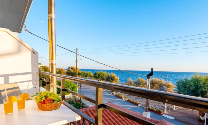 Myrtos Appartement | Soso's Apartments -Vacations Next to the Beach