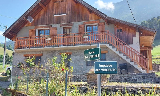 Saint-Pierre-d'Entremont Chalet De Ski | Sous l'Alpette en Chartreuse