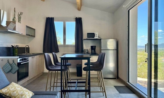 Banne Maison | Domaine au sud Ardeche avec 4 gites independant, grande piscine, poolbar,