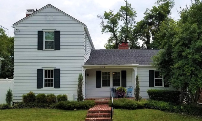 Charleston Maison | South Hills Charmer