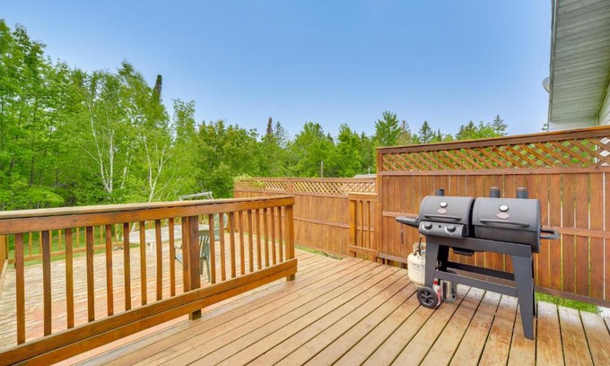 South Range Maison | South Range Home - 6 Mi to Lake Superior!