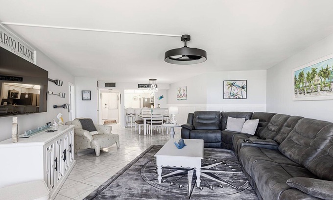 Marco Island Copropriété | South Seas Tower II, 1701