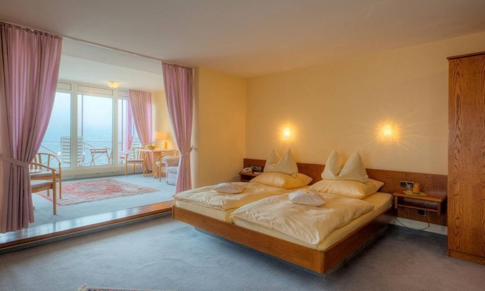 Bollendorf-Pont Maison | Côté sud, suite junior, terrasse, baignoire max. 1 nuits - Waldhotel Sonnenberg