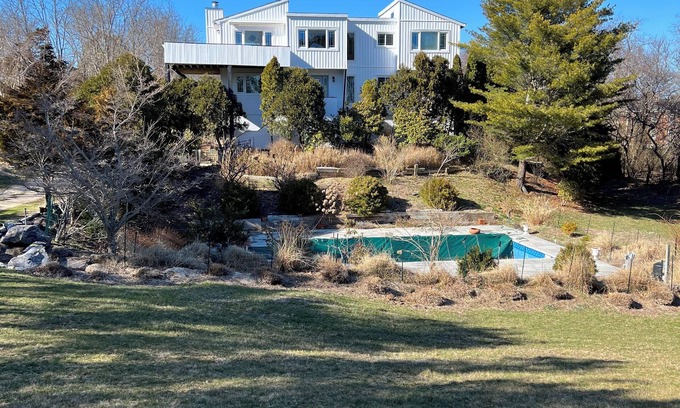 Shinnecock Hills Maison | Southampton Private Retreat with Ocean Views