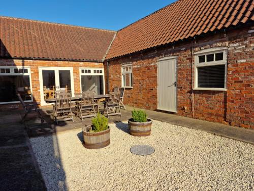 Winestead Maison | Southbarn - Spectacular Country Home