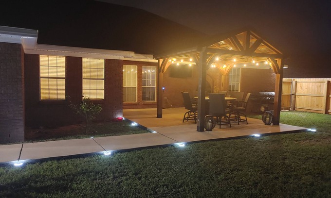 Prichard Maison | Southern Charm w/ Fireplace- 3BR/2BA Home Near Mobile