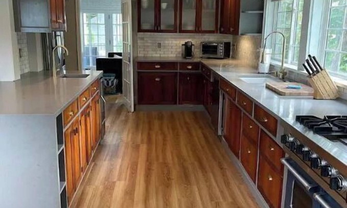 Southold Maison | Southold near vineyard & beach