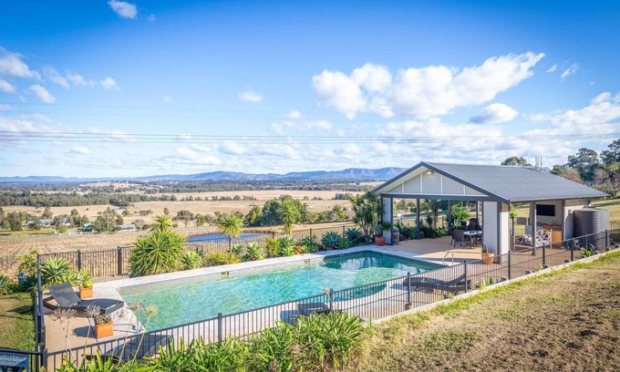 Lovedale Maison | The Ballabourneen Estate - A grand Hunter Valley experience awaits at this beautiful estate