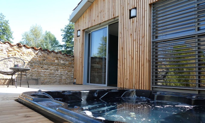 Liergues Maison | Spa and sauna in the heart of the golden stones: the shelter