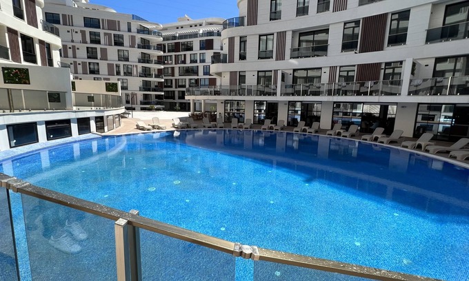 Kyrenia Appartement | Spa, Gym, Pool, Netflix Included/Central/Spacious1