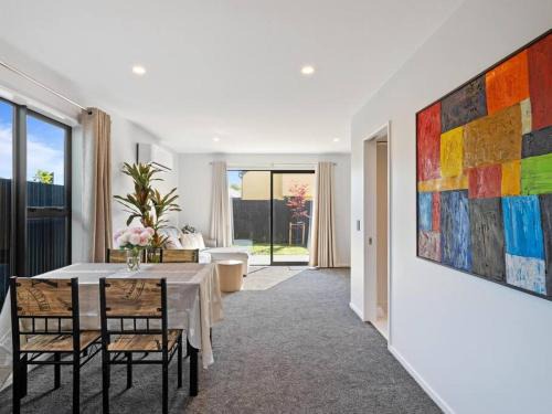 Linwood Maison | Spa Hideaway in Central City with Parking