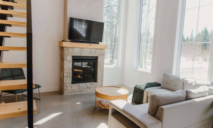 Chertsey Chalet De Ski | Spa & Lake - Orphee S