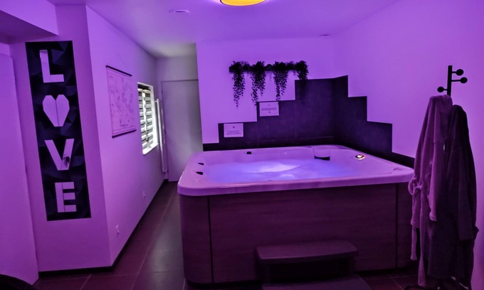 Gouy-Servins Appartement | SPA SAUNA PRIVE AU CALME DE LA CAMPAGNE