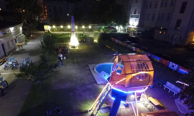 Anger-Crottendorf Hôtel | Space Hotel - Campus der Jesco von Puttkamer Schule