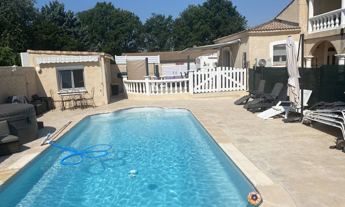 Canaules-et-Argentieres Villa | Spacieuse et luxueuse villa avec grande piscine et spa