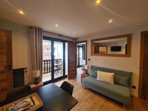 Les Carroz-d'Araches Appartement | Spacieux 2 pièces + cabine, idéal famille, 5 pers, centre village, proche commerces et pistes - FR-1-572-156