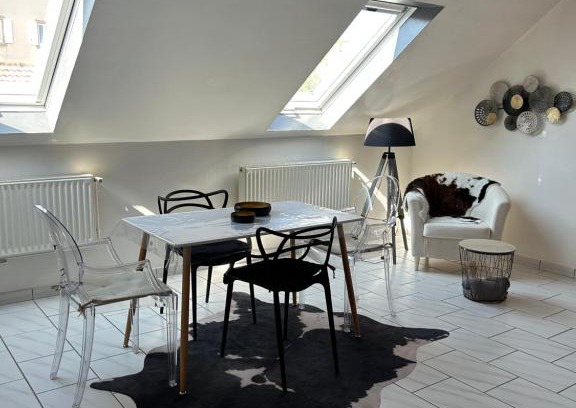 Folschviller Appartement | Spacieux duplex à Folschviller