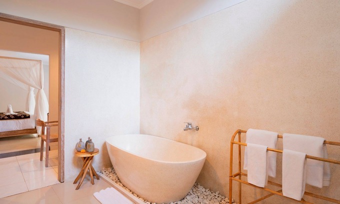 Batuan Villa | Spacieuse villa 1 chambre avec piscine privée