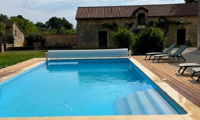 Savignac-les-Eglises Cottage | Grande maison rénovée avec piscine privée et parc, idéale pour vacances en famille en Dordogne