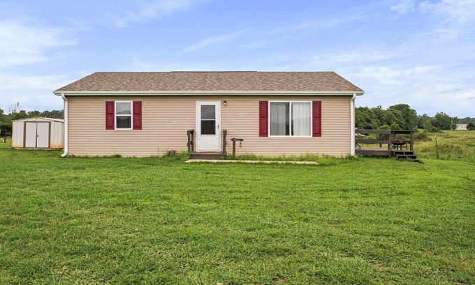 Dora Cabine | Spacious 1200sf cabin (5) in Ozark county near the river. Pets allowed.